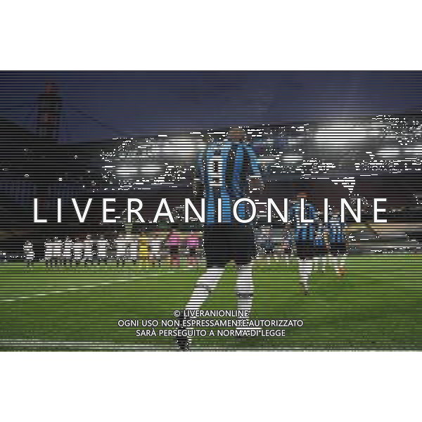 COLOGNE, GERMANY - AUGUST 21: Romelu Lukaku of Inter Milan walks out to the pitch prior to the UEFA Europa League Final between Seville and FC Internazionale at RheinEnergieStadion on August 21, 2020 in Cologne, Germany. (Photo by UEFA - Handout/UEFA via Getty Images) AG ALDO LIVERANI SAS