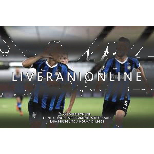 DUESSELDORF, GERMANY - AUGUST 17: Lautaro Martinez of Inter Milan celebrates after scoring his team\'s third goal during the UEFA Europa League Semi Final between Internazionale and Shakhtar Donetsk at Merkur Spiel-Arena on August 17, 2020 in Duesseldorf, Germany. (Photo by Alexander Hassenstein - UEFA/UEFA via Getty Images) AG ALDO LIVERANI SAS