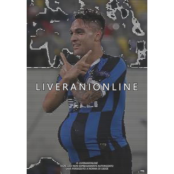 DUESSELDORF, GERMANY - AUGUST 17: Lautaro Martinez of Inter Milan celebrates after scoring his team\'s first goal during the UEFA Europa League Semi Final between Internazionale and Shakhtar Donetsk at Merkur Spiel-Arena on August 17, 2020 in Duesseldorf, Germany. (Photo by Alexander Hassenstein - UEFA/UEFA via Getty Images) AG ALDO LIVERANI SAS