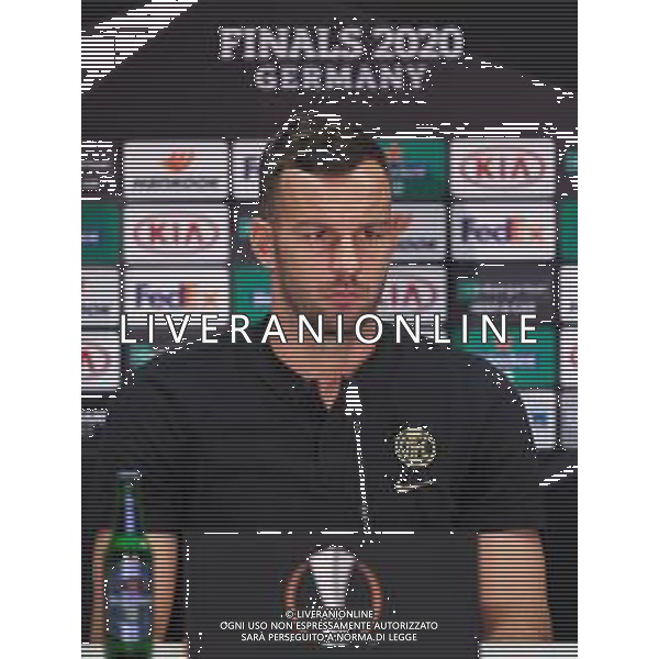 DUESSELDORF, GERMANY - AUGUST 16: In this handout image provided by UEFA, Samir Handanovic of Inter Milan looks on during a press conference ahead of their UEFA Europa League against Shakhtar Donetsk at Merkur Spiel-Arena on August 16, 2020 in Duesseldorf, Germany. (Photo by UEFA - Handout/UEFA via Getty Images) AG ALDO LIVERANI SAS