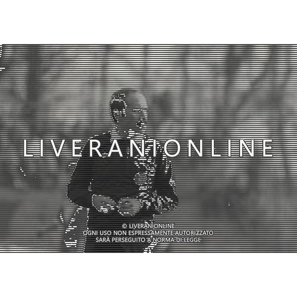 19-01-1986 MONZA CAMPIONATO DI CALCIO SERIE A MONZA PALERMO 1-1 NELLA FOTO ARBITRO GIANCARLO PIRANDOLA AG ALDO LIVERANI SAS