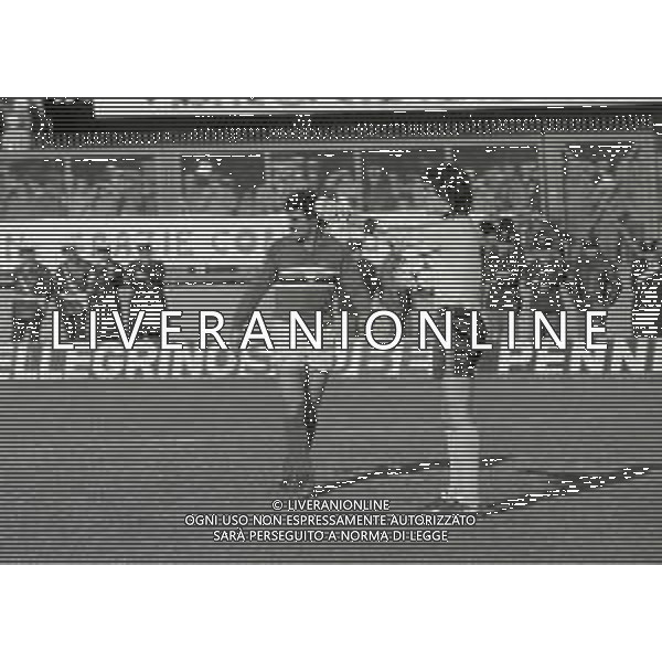 14-03-1982 VARESE CAMPIONATODI CALCIO SERIE B VARESE SAMPDORIA 2-0 NELLA FOTO SALVATORE GARRITANO E MICHELANGELO RAMPULLA AG ALDO LIVERANI SAS