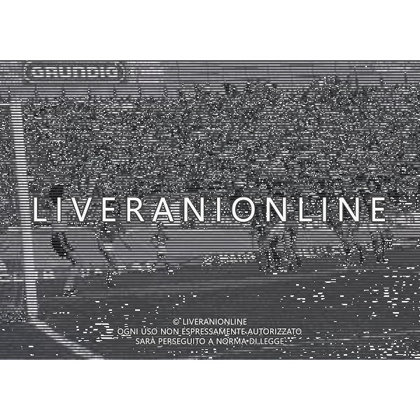 10-04-1982 VARESE CAMPIONATO DI CALCIO SERIE B VARESE PISA 1-0 NELLA FOTO AZIONE DI GIOCO AG ALDO LIVERANI SAS
