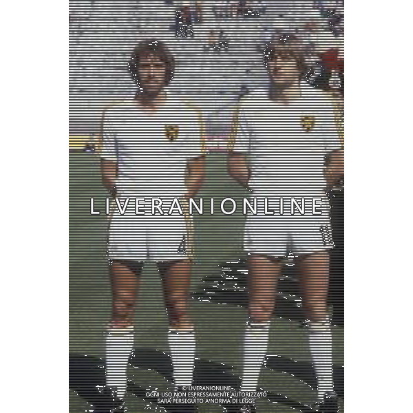 RETROSPETTIVA JAN CEULEMANS CALCIATORE NELLA FOTO JAN CEULEMANS CON LA MAGLIA DELLA NAZIONALE DEL BELGIO NELL\'ANNO 1980 AG ALDO LIVERANI SAS