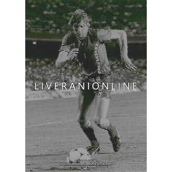 RETROSPETTIVA JAN CEULEMANS CALCIATORE NELLA FOTO JAN CEULEMANS CON LA MAGLIA DELLA NAZIONALE DEL BELGIO NELL\'ANNO 1982 AG ALDO LIVERANI SAS