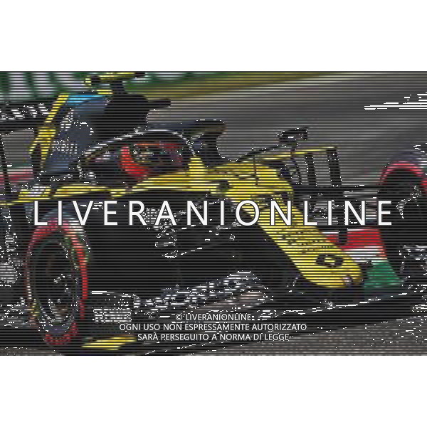 Esteban Ocon (FRA) Renault F1 Team RS20. 05.09.2020. Formula 1 World Championship, Rd 8, Italian Grand Prix, Monza, Italy, Qualifying Day. - www.xpbimages.com, EMail: requests@xpbimages.com © Copyright: Batchelor / XPB Images/ AGENZIA ALDO LIVERANI SAS - ITALY ONLY EDITORIAL USE ONLY