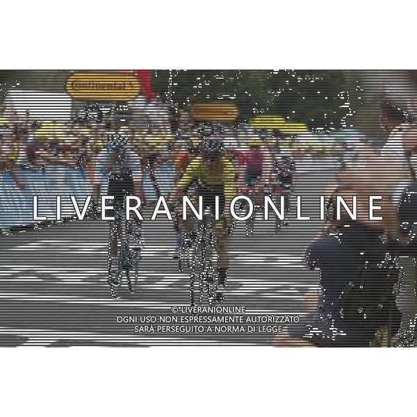 05-09-2020 Tour De France; Tappa 08 Cazeres Sur Garonne - Loudenvielle; 2020, Mitchelton - Scott; 2020, Team Ineos Grenadier; Yates, Adam; Bernal Gomez, Arley; Loudenvielle; © SIROTTI / AGENZIA ALDO LIVERANI SAS