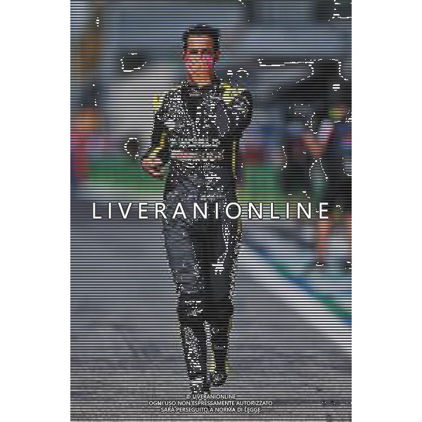 Daniel Ricciardo (AUS) Renault F1 Team on the grid. 06.09.2020. Formula 1 World Championship, Rd 8, Italian Grand Prix, Monza, Italy, Race Day. - www.xpbimages.com, EMail: requests@xpbimages.com © Copyright: Moy / XPB Images/ AGENZIA ALDO LIVERANI SAS - ITALY ONLY EDITORIAL USE ONLY