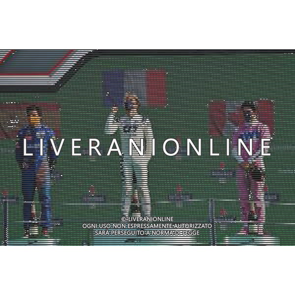 The podium (L to R): Carlos Sainz Jr (ESP) McLaren, second; Pierre Gasly (FRA) AlphaTauri, race winner; Lance Stroll (CDN) Racing Point F1 Team, third. 06.09.2020. Formula 1 World Championship, Rd 8, Italian Grand Prix, Monza, Italy, Race Day. - www.xpbimages.com, EMail: requests@xpbimages.com © Copyright: Batchelor / XPB Images/ AGENZIA ALDO LIVERANI SAS - ITALY ONLY EDITORIAL USE ONLY