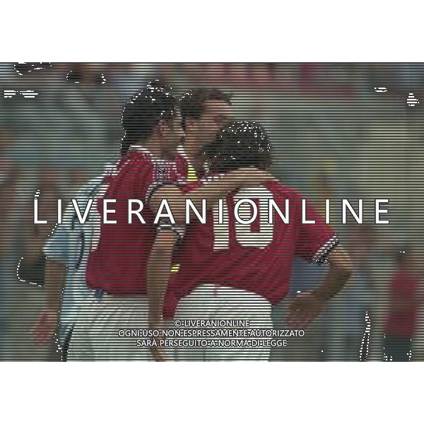 29-08-1999 TREVISO CAMPIONATO DI CALCIO SERIE B TREVISO L.R VICENZA 0-1 NELLA FOTO ABBRACCI GIOCATORI VICENZA DOPO IL GOAL AG ALDO LIVERANI SAS
