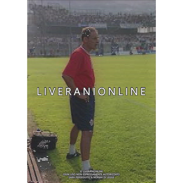 25-08-1999 COMO- COPPA ITALIA COMO - SALERNITANA 3-3 NELLA FOTO WALTER DE VECCHI ALLENATORE COMO CALCIO AG ALDO LIVERANI SAS