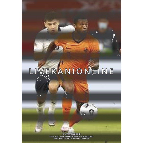 AMSTERDAM - UEFA Nations League gruppo A - OLANDA paesi Bassi vs ITALIA 07/09/2020 - nella foto: Georginio Wijnaldum(Olanda - Paesi Bassi - Netherlands) Barella Nicolo’(Italia) ©Claudio Zamagni/Agenzi Aldo Liverani s.a.s. Georginio Wijnaldum(Olanda - Paesi Bassi - Netherlands) Barella Nicolo’(Italia) during UEFA Nations League - group A between Netherlands and Italy at Amsterdam Arena on September 07 2020 in Amsterdam photo credit by Claudio Zamagni/Aldo Liverani Photo Agency