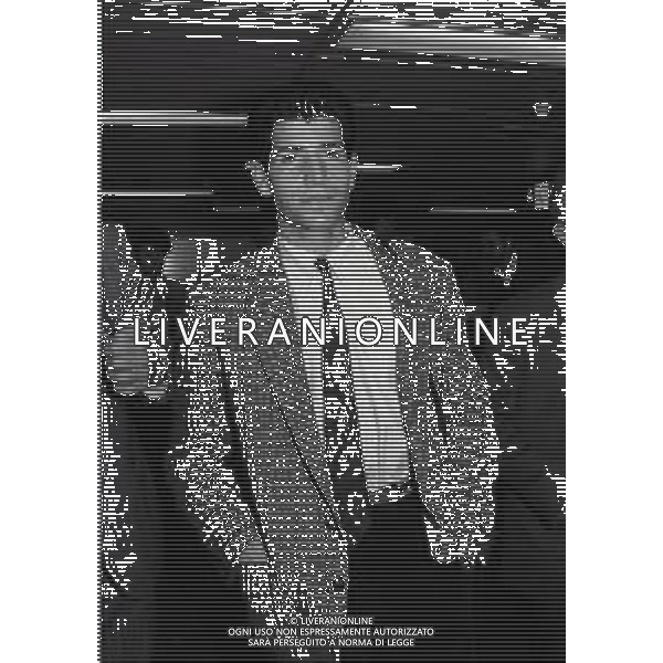 1986 MILANO AEROPORTO DI LINATE ARRIVO DEL NUOVO GIOCATORE DELL\'INTER VINCENZO SCIFO NELLA FOTO VINCENZO SCIFO AG ALDO LIVERANI SAS