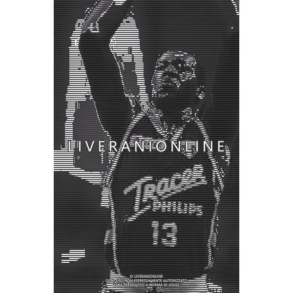 RETROSPETTIVA Rickey Brown BASKET NELLA FOTO Rickey Brown CON LA MAGLIA DELLA TRACER MILANO NELL\'ANNO 1987-1988 AG ALDO LIVERANI SAS
