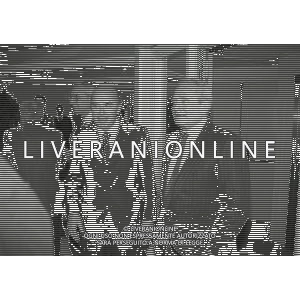RETROSPETTIVA PAOLO MANTOVANI PRESIDENTE SAMPDORIA CALCIO NELLA FOTO PAOLO MANTOVANI PRESIDENTE DELLA SAMPDORIA CALCIO NELL\'ANNO 1992-1993 CON GIAMPIERO BONIPERTI AG ALDO LIVERANI SAS