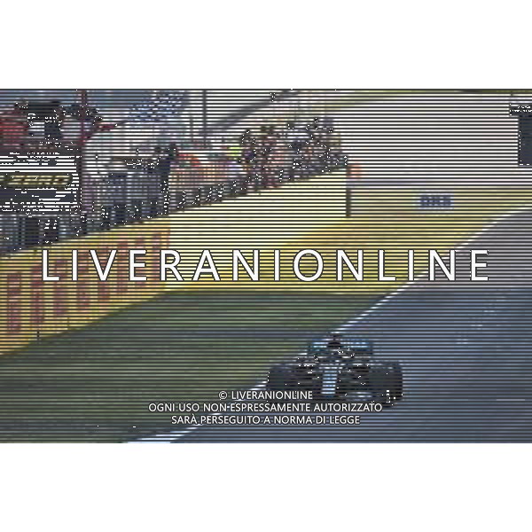 Race winner Lewis Hamilton (GBR) Mercedes AMG F1 W11 takes the chequered flag at the end of the race. 13.09.2020. Formula 1 World Championship, Rd 9, Tuscan Grand Prix, Mugello, Italy, Race Day. - www.xpbimages.com, EMail: requests@xpbimages.com © Copyright: Batchelor / XPB Images/ AGENZIA ALDO LIVERANI SAS - ITALY ONLY EDITORIAL USE ONLY