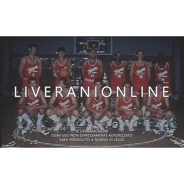 1986-1987 MILANO FORMAZIONE TRACER MILANO BASKET NELLA FOTO LA FORMAZIONE DELLA TRACER MILANO AG ALDO LIVERANI SAS