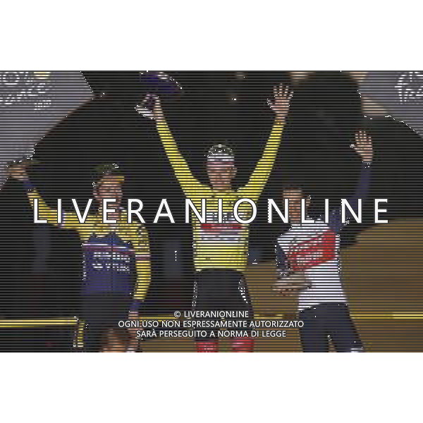20-09-2020 Tour De France; Tappa 21 Mantes La Jolie - Paris; 2020, Uae - Emirates; 2020, Jumbo - Visma; 2020, Trek - Segafredo; Pogacar, Tadej; Roglic, Primoz; Porte, Richie; Paris; ©SIROTTI / AGENZIA ALDO LIVERANI SAS