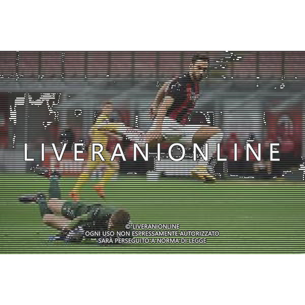 Hakan Calhanoglu (Milan) anticipato da NikitaHaikin (Bodo Glimt) Milan vs Bodo Glimt UEFA Europa League - 3¬∞ turno preliminare Milano 24-09-2020 Stadio Giuseppe Meazza - San Siro foto Roberto Garavaglia - agenzia Aldo Liverani sas / AGENZIA ALDO LIVERANI SAS