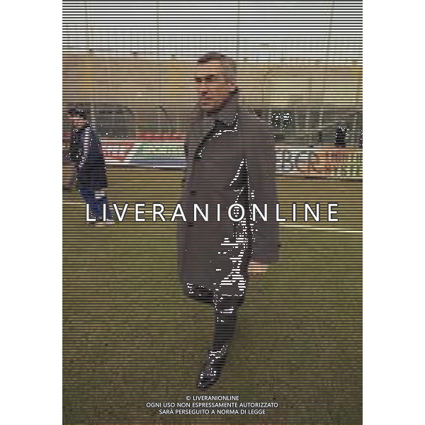 20-02-2000 BERGAMO CAMPIONATO DI CALCIO SERIE B ALZANO VIRESCIT-L.R.VICENZA 1-3 NELLA FOTO EDOARDO REJA ALLENATORE VICENZA CALCIO AG ALDO LIVERANI SAS