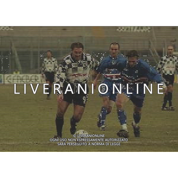 16-01-2000 BERGAMO CAMPIONATO DI CALCIO SERIE B ALZANO VIRESCIT -SAMPDORIA 0-1 NELLA FOTO GIACOMO FERRARI E NENAD SAKIC AG ALDO LIVERANI SAS