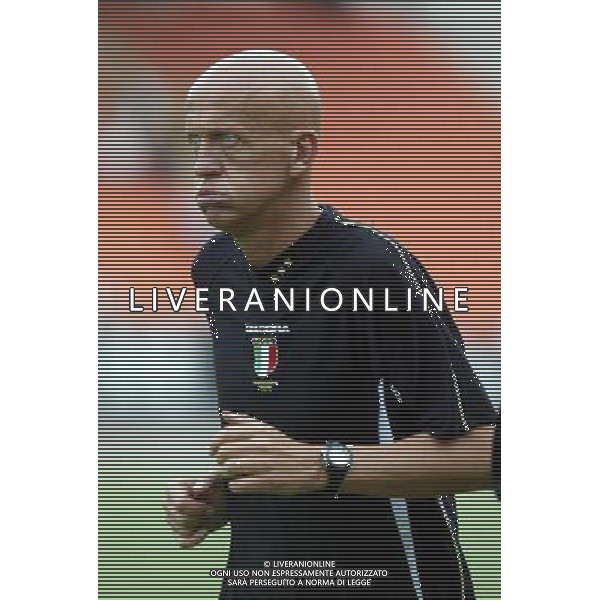 LA SPEZIA 06/08/2005 TIM CUP SPEZIA-CESENA NELLA FOTO: L\'ARBITRO COLLINA PIERLUIGI FOTO BARATTINI ALEXANDRO/AG. ALDO LIVERANI