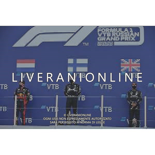 The podium (L to R): Max Verstappen (NLD) Red Bull Racing, second; Valtteri Bottas (FIN) Mercedes AMG F1, race winner; Lewis Hamilton (GBR) Mercedes AMG F1, third. 27.09.2020. Formula 1 World Championship, Rd 10, Russian Grand Prix, Sochi Autodrom, Sochi, Russia, Race Day. - www.xpbimages.com, EMail: requests@xpbimages.com © Copyright: Batchelor / XPB Images / AGENZIA ALDO LIVERANI SAS - ITALY ONLY EDITORIAL USE ONLY