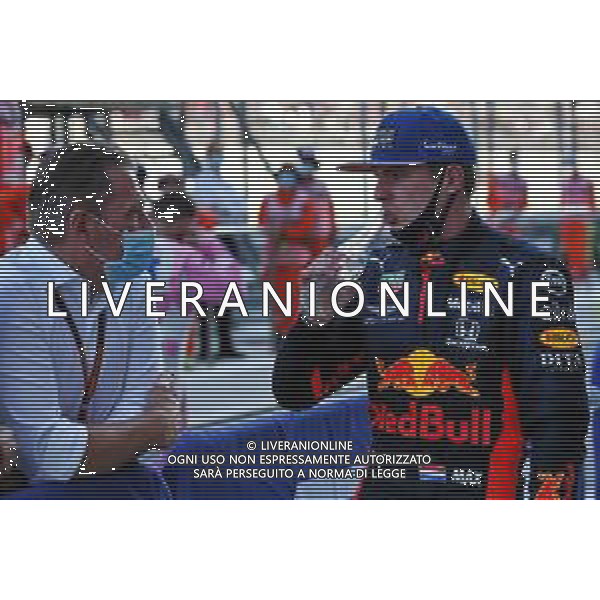 Max Verstappen (NLD) Red Bull Racing with his father Jos Verstappen (NLD) in parc ferme. 27.09.2020. Formula 1 World Championship, Rd 10, Russian Grand Prix, Sochi Autodrom, Sochi, Russia, Race Day. - www.xpbimages.com, EMail: requests@xpbimages.com © Copyright: Batchelor / XPB Images / AGENZIA ALDO LIVERANI SAS - ITALY ONLY EDITORIAL USE ONLY