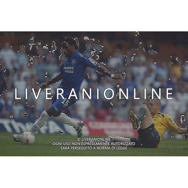 Drogba in the action of his goal-CHELSEA V ARSENAL for the 2005 Communitu Shield at the Millennium Stadium in Cardiff : Date 07/08/05 Picture by Marcello Pozzetti : ©IPS Photo Agency - Adddress:21 Delisle road - London SE28 0JD- agenzia aldo livera