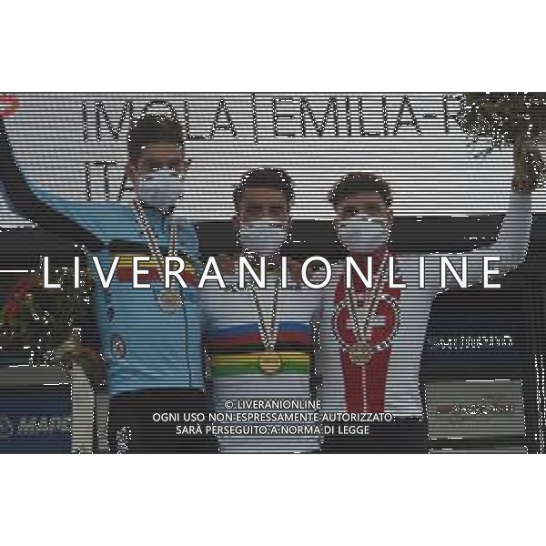 27-09-2020 World Championships Elite; 2020, Deceuninck - Quick Step; 2020, Jumbo - Visma; 2020, Sunweb; Alaphilippe, Julian; Van Aert, Wout; Hirschi, Marc; Imola Autodromo; ©SIROTTI / AGENZIA ALDO LIVERANI SAS