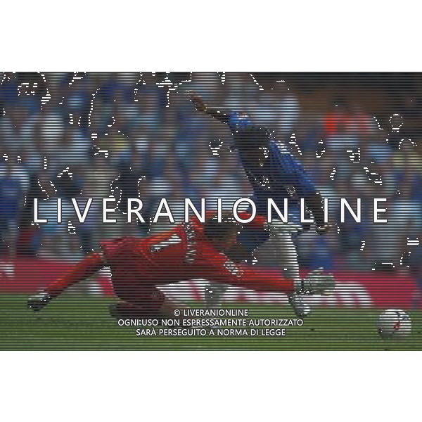 Didier Drogba in the action of his second goal-CHELSEA V ARSENAL for the 2005 Communitu Shield at the Millennium Stadium in Cardiff : Date 07/08/05 Picture by Marcello Pozzetti - London SE28 0JD- mobile: 07973 308 8350 - Office tel: 020 88 55 1 008 agen