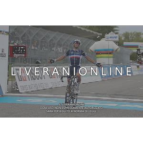 2020 UCI World Road Championships, Men Elite - Ciclismo su Strada, 27 settembre 2020 Autodromo Enzo and Dino Ferrari, Imola, Italy, Italia Nella foto: Arrival winner Julian Alaphilippe of France @LM/DPPI/DPPI/Laurent Lairys/ AGENZIA ALDO LIVERANI SAS