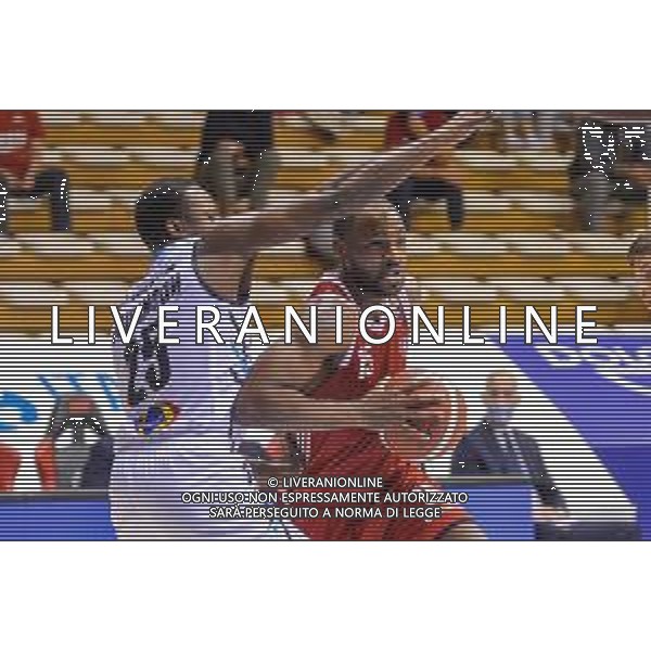 Basket Allianz Pallacanestro Trieste vs Vanoli Cremona - Campionato di Basket Serie A 2020/2021, 27 settembre 2020 Trieste, Italia Nella foto: Mike Henry (Trieste) contrastato da Cournooh Reginald (Cremona) @LM/Franco Debernardi/ AGENZIA ALDO LIVERANI SAS