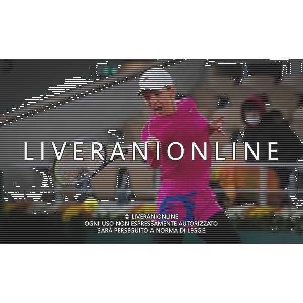 Roland Garros 2020, Grand Slam tennis tournament - Tennis Internationals, 27 September 2020 Roland Garros stadium, paris, france, Italy Photo showing: Simona Halep of Romania in action against Sara Sorribes Tormo of Spain @LM/DPPI/DPPI/Rob Prange/AGENZIA ALDO LIVERANI SAS