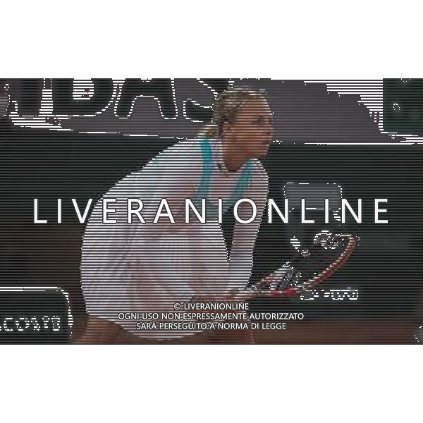 Roland Garros 2020, Grand Slam tennis tournament - Tennis Internationals, 27 September 2020 Roland Garros stadium, paris, france, Italy Photo showing: Anett Kontaveit of Estonia in action against Caroline Garcia of France @LM/DPPI/DPPI/Rob Prange/AGENZIA ALDO LIVERANI SAS