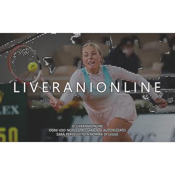 Roland Garros 2020, Grand Slam tennis tournament - Tennis Internationals, 27 September 2020 Roland Garros stadium, paris, france, Italy Photo showing: Anett Kontaveit of Estonia in action against Caroline Garcia of France @LM/DPPI/DPPI/Rob Prange/AGENZIA ALDO LIVERANI SAS