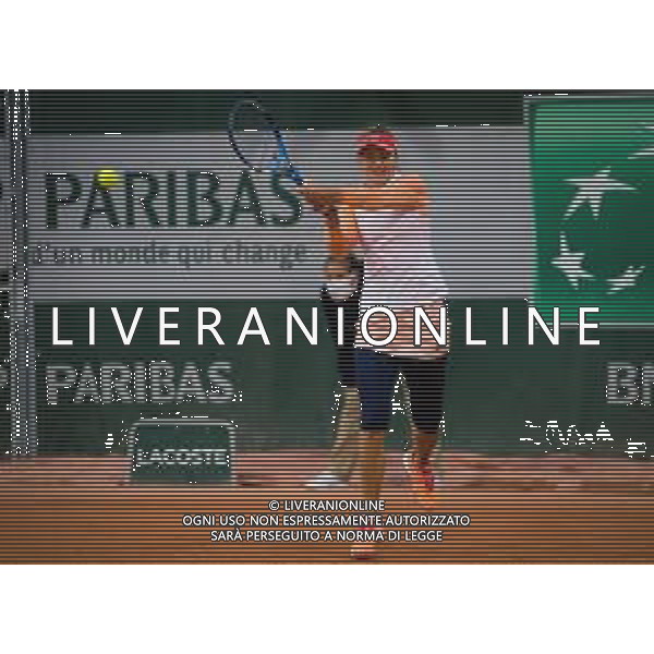 Roland Garros 2020, Grand Slam tennis tournament - Tennis Internationals, 27 September 2020 Roland Garros stadium, paris, france, Italy Photo showing: Irina-Camelia Begu of Romania in action against Jil Teichmann of Switzerland @LM/DPPI/DPPI/Rob Prange/AGENZIA ALDO LIVERANI SAS