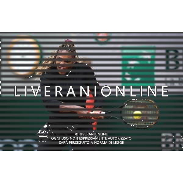 Roland Garros 2020, Grand Slam tournament - Tennis Internationals, 28 September 2020 Roland Garros stadium, paris, france, Italy Photo showing: Serena Williams of the United States in action against Kristie Ahn of the United States @LM/DPPI/DPPI/Rob Prange/AGENZIA ALDO LIVERANI SAS