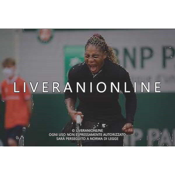 Roland Garros 2020, Grand Slam tournament - Tennis Internationals, 28 September 2020 Roland Garros stadium, paris, france, Italy Photo showing: Serena Williams of the United States in action against Kristie Ahn of the United States @LM/DPPI/DPPI/Rob Prange/AGENZIA ALDO LIVERANI SAS