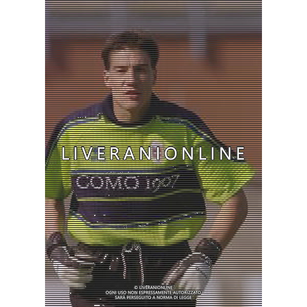 10-09-2000 COMO-CAMPIONATO DI CALCIO SERIE C COMO-LUMEZZANE 0-0 NELLA FOTO ALEX BRUNNER AG ALDO LIVERANI SAS