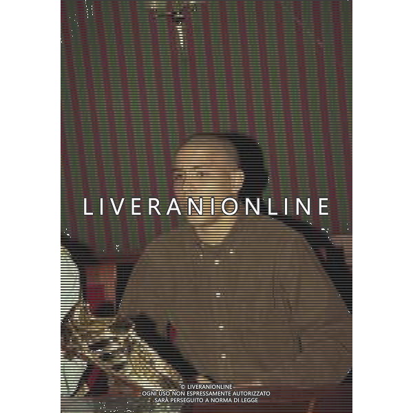 1998 PREMIO SCARPA D\'ORO A RONALDO NELLA FOTO Ronaldo Luís Nazário de Lima CON LA SCARPA D\'ORO AG ALDO LIVERANI SAS