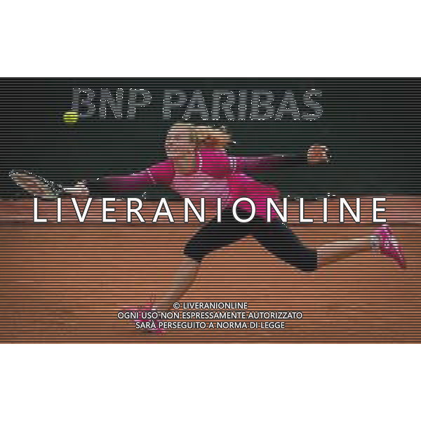 Roland Garros 2020, Grand Slam tournament - Tennis Internationals, 30 September 2020 Roland Garros stadium, paris, france, Italy Photo showing: Katerina Siniakova of the Czech Republic in action @LM/DPPI/DPPI/Rob Prange AG ALDO LIVERANI SAS