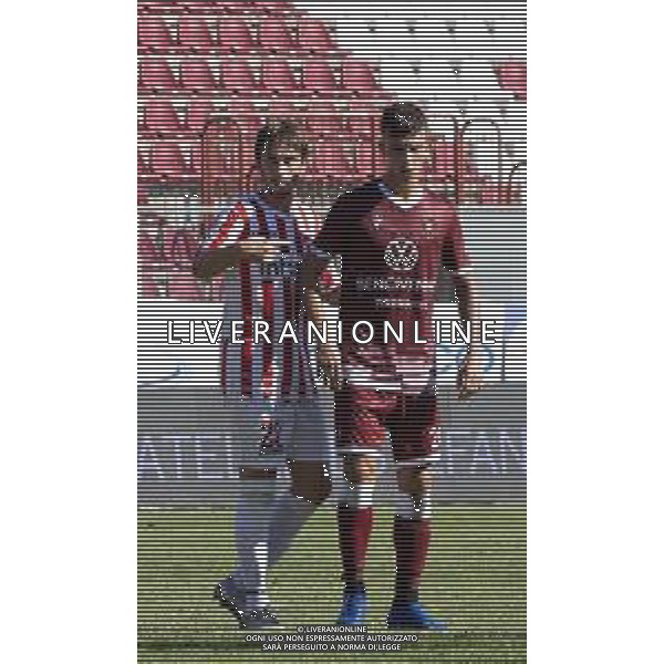 Reggina vs Teramo - Coppa Italia 2020/2021, 30 settembre 2020 Stadio Oreste Granillo , Reggio Calabria, Italia Nella foto: Enrico Deprato (24) Reggina Viero Federico (28) Teramo @LM/Valentina Giannettoni AG ALDO LIVERANI SAS
