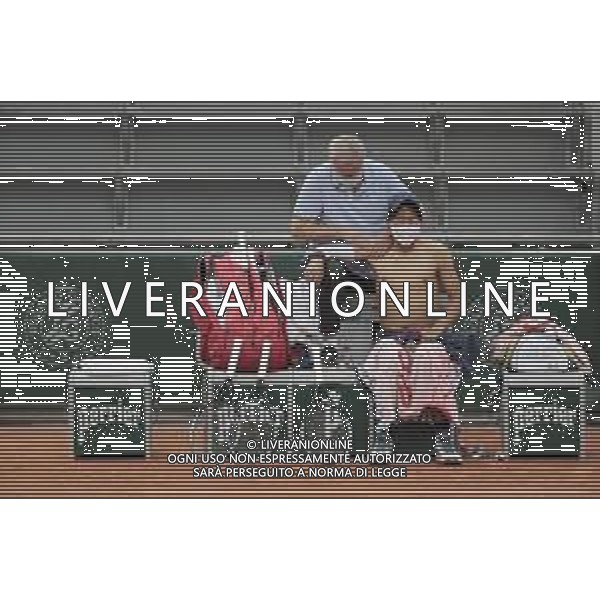 Roland Garros 2020, Grand Slam tournament - Tennis Internationals, 30 September 2020 Roland Garros stadium, paris, france, Italy Photo showing: KEI NISHIKORI (JAP) received cares @LM/DPPI/DPPI/Stephane Allaman AG ALDO LIVERANI SAS