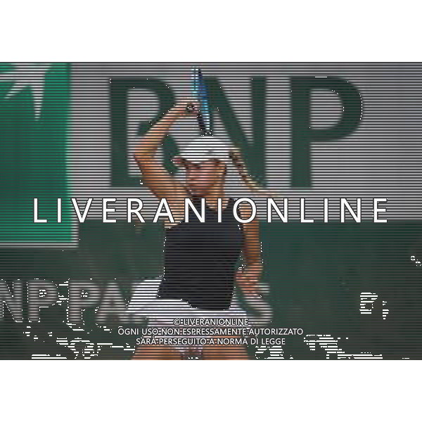 Roland Garros 2020, Grand Slam tournament - Tennis Internationals, 30 September 2020 Roland Garros stadium, paris, france, Italy Photo showing: Yulia Putintseva of Kazakhstan in action gainst Nadia Podoroska of Argentina @LM/DPPI/DPPI/Rob Prange AG ALDO LIVERANI SAS