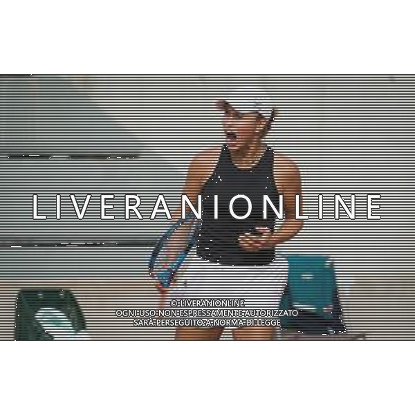 Roland Garros 2020, Grand Slam tournament - Tennis Internationals, 30 September 2020 Roland Garros stadium, paris, france, Italy Photo showing: Yulia Putintseva of Kazakhstan in action gainst Nadia Podoroska of Argentina @LM/DPPI/DPPI/Rob Prange AG ALDO LIVERANI SAS