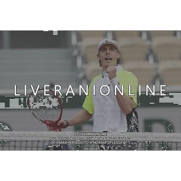 Roland Garros 2020, Grand Slam tournament - Tennis Internationals, 01 October 2020 Roland Garros stadium, paris, france, Italy Photo showing: Denis SHAPOVALOV (CAN) celebrated the second set winned @LM/DPPI/DPPI/Stephane Allaman AG ALDO LIVERANI SAS