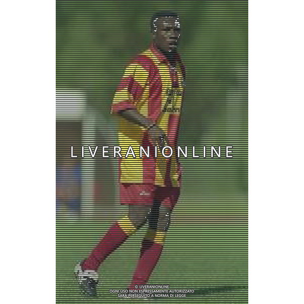 1997-1998 LECCE CALCIO NELLA FOTO MARK EDUSEI AG ALDO LIVERANI SAS