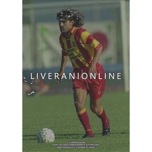 1997-1998 LECCE CALCIO NELLA FOTO GIUSEPPE ANASTASI AG ALDO LIVERANI SAS