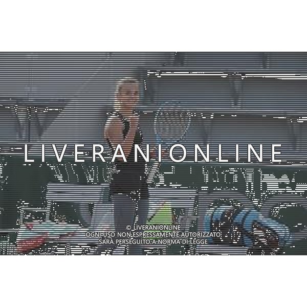 Roland Garros 2020, Grand Slam tournament - Tennis Internationals, 01 October 2020 Roland Garros stadium, paris, france, Italy Photo showing: Clara BUREL (FRA) celebrated his victory @LM/DPPI/DPPI/Stephane Allaman AG ALDO LIVERANI SAS